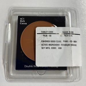 New Estée Lauder Double Wear Powder Makeup in 6C1 RICH COCOA Tester
